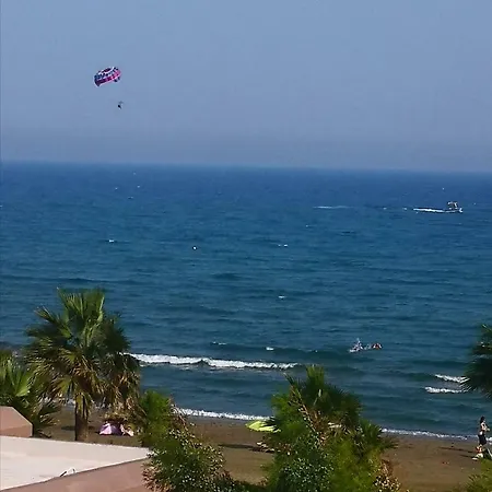 Kekkos & Ttofi 2 لارنكا
